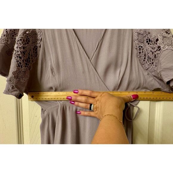 Astr The Label Embroidered  Flutter Sleeve Crochet Short Sleeve Wrap Midi Dress - Picture 10 of 11